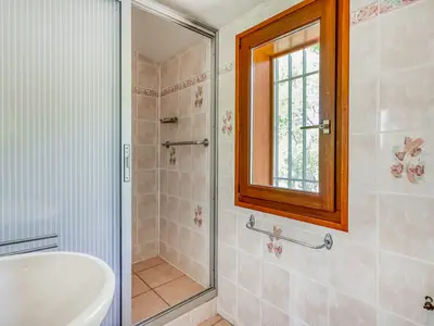 BathRoom BathRoom