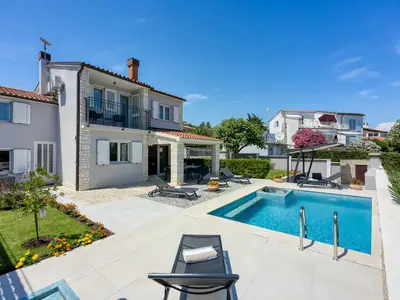 Villa für 8 Personen (160 m²) in Premantura 2/10