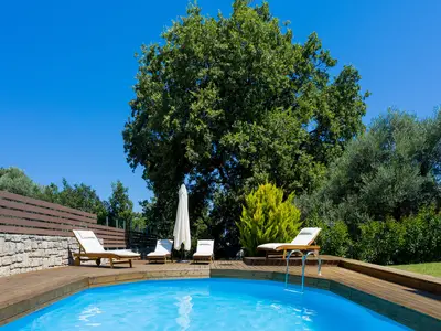 PoolOfHouse