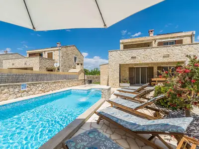 Villa für 6 Personen (130 m²) in Privlaka 1/10