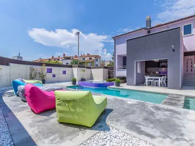Villa für 4 Personen (60 m²) in Pula (Istarska) 1/10