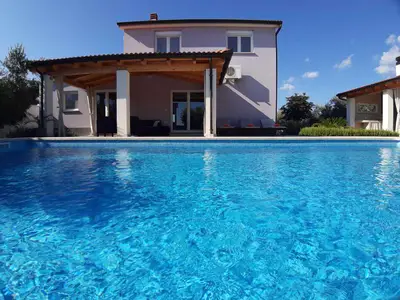 Villa für 9 Personen (150 m²) in Pula (Istarska) 8/10