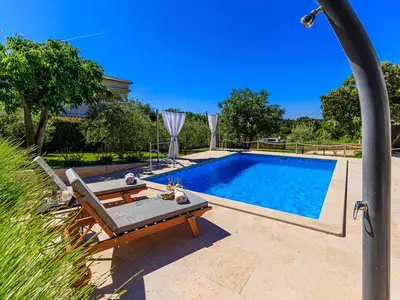 Villa für 2 Personen (49 m²) in Pula (Istarska) 1/10