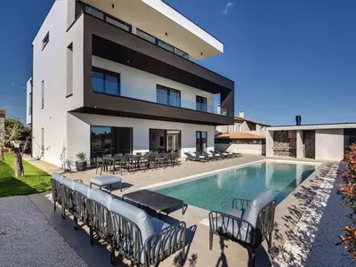 Villa für 14 Personen (470 m²) in Pula (Istarska) 2/10