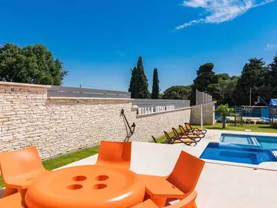 Villa für 18 Personen (400 m²) in Pula (Istarska) 5/10