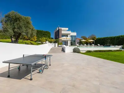 Villa für 8 Personen (335 m²) in Pula (Istarska) 1/10