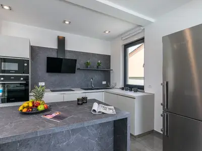 Villa für 8 Personen (210 m²) in Pula (Istarska) 7/10