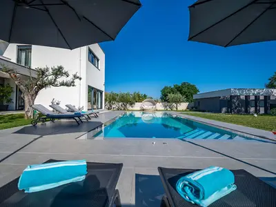 Villa für 11 Personen (350 m²) in Pula (Istarska) 8/10