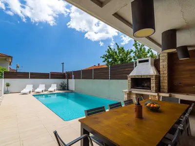 Villa für 10 Personen (190 m²) in Pula (Istarska) 2/10