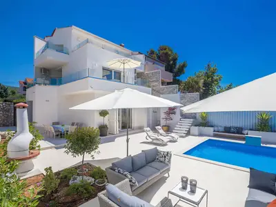 Villa für 12 Personen (255 m²) in Punat 1/10