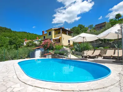 Villa für 6 Personen (85 m²) in Rabac 1/10
