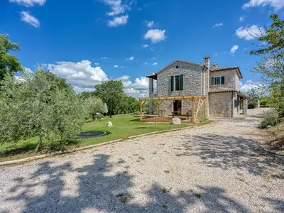 Villa für 8 Personen (260 m²) in Radetići 8/10