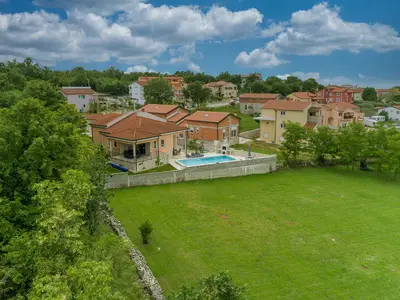 Villa für 6 Personen (225 m²) in Radmani 7/10