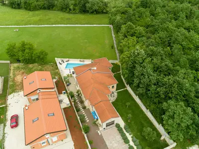 Villa für 6 Personen (225 m²) in Radmani 9/10