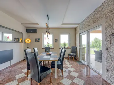 Villa für 6 Personen (225 m²) in Radmani 10/10