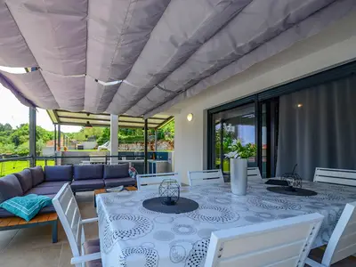 Villa für 8 Personen (150 m²) in Rakalj 4/10