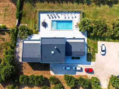 Villa für 8 Personen (360 m²) in Rakalj 4/10