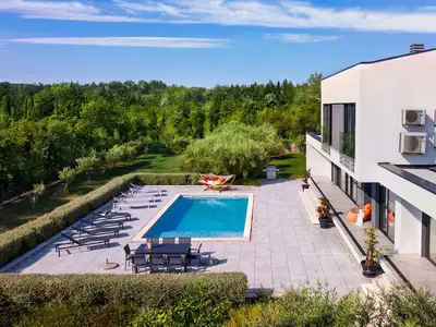 Villa für 8 Personen (360 m²) in Rakalj 9/10