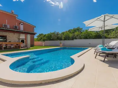 Villa für 8 Personen (260 m²) in Rakalj 5/10