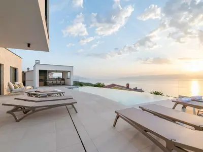 Villa für 8 Personen (196 m²) in Ravni 5/10