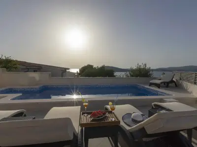 Villa für 8 Personen (110 m²) in Ražanj 10/10