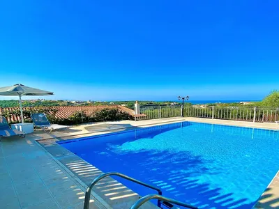 PoolOfHouse