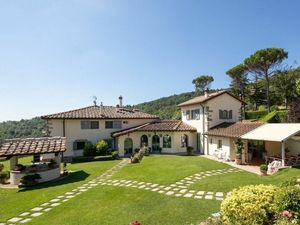 Villa für 12 Personen (300 m&sup2;) in Rignano Sull'Arno