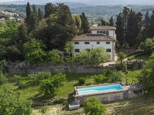 Villa für 14 Personen (700 m&sup2;) in Rignano Sull'Arno