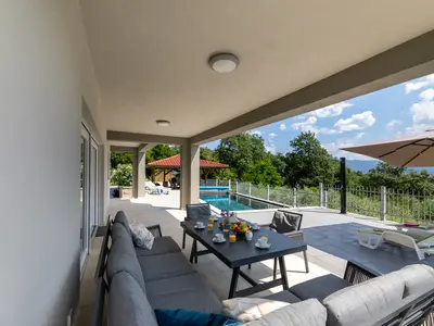 Villa für 6 Personen (160 m²) in Risika 1/10