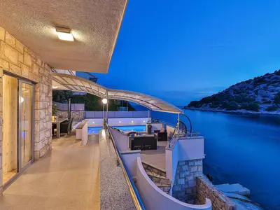 Villa für 7 Personen (180 m²) in Rogoznica 1/10