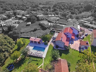 Villa für 16 Personen (300 m²) in Rojnici 1/10