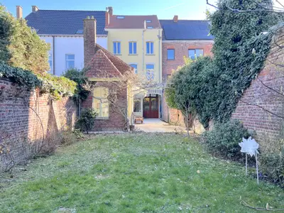 Außenseite Ferienhaus [Sommer]