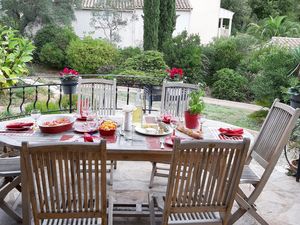 21862997-Villa-8-Roquebrun-300x225-2