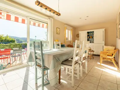 DiningRoom DiningRoom