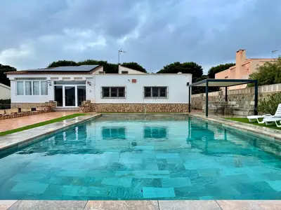 PoolOfHouse
