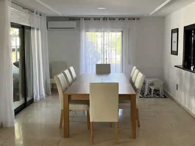 DiningRoom