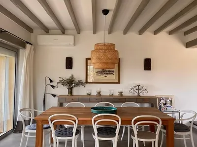 DiningRoom