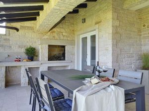 23779615-Villa-8-Rovinj-300x225-5