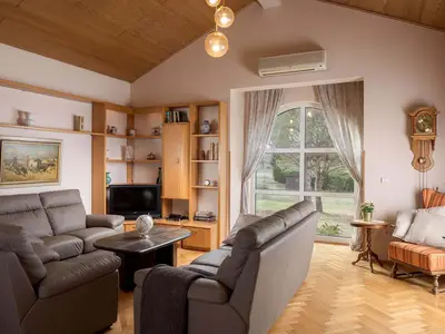 Villa für 11 Personen (202 m²) in Rovinjsko Selo 8/10