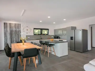 Villa für 10 Personen (243 m²) in Ružici 3/10