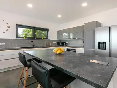 Villa für 10 Personen (243 m²) in Ružici 8/10