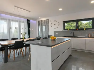 Villa für 10 Personen (243 m²) in Ružici 9/10