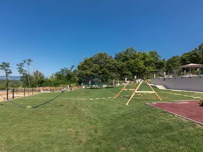 Villa für 10 Personen (243 m²) in Ružici 9/10
