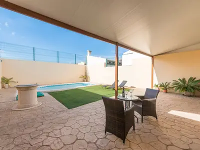 PoolOfHouse