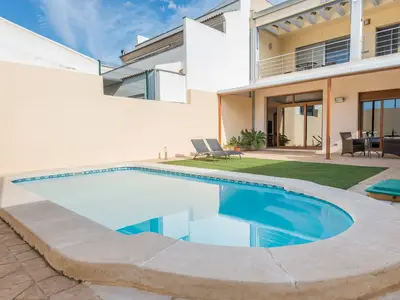 PoolOfHouse