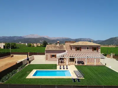 PoolOfHouse