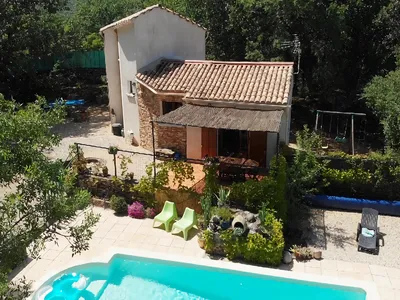 PoolOfHouse