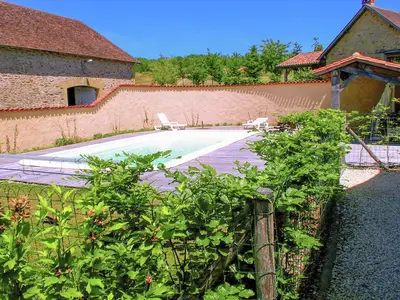 PoolOfHouse