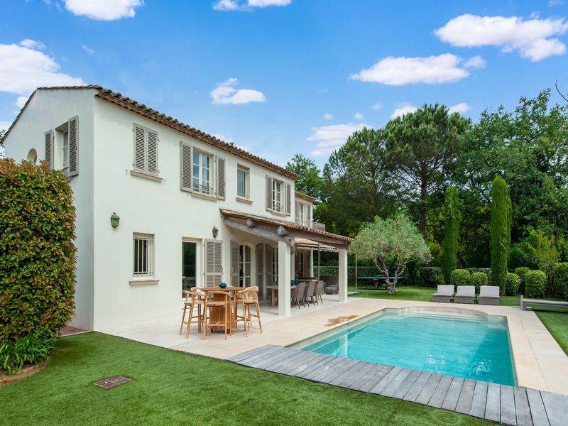 19343397-Villa-8-Saint-Tropez-800x600-2