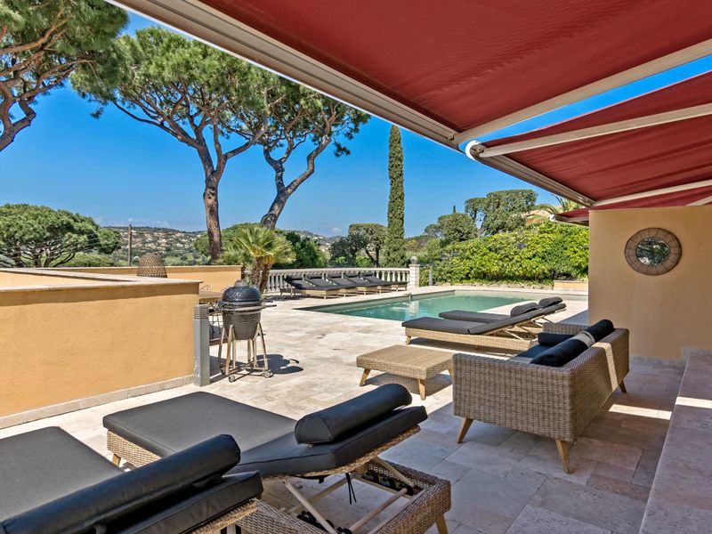 23896762-Villa-11-Sainte-Maxime-800x600-1